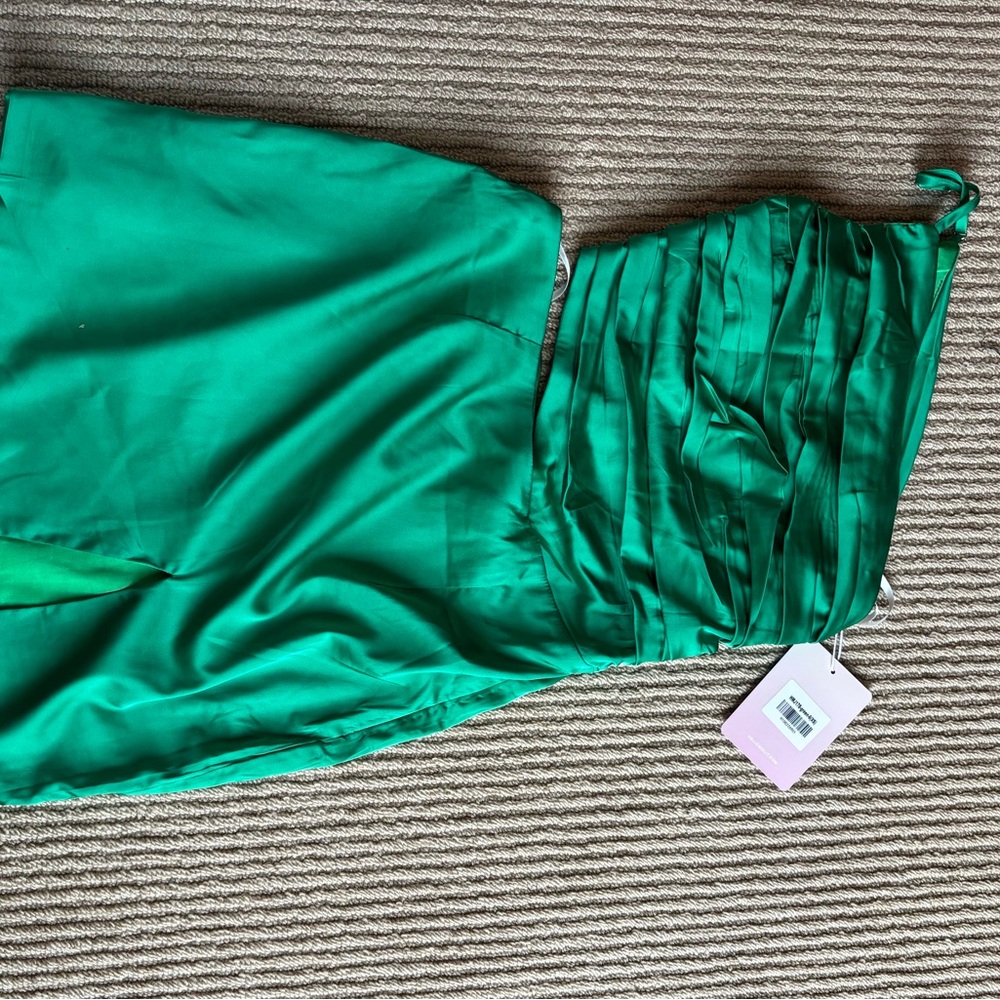 Hello Molly Vibrant Green satin with cutout Dress